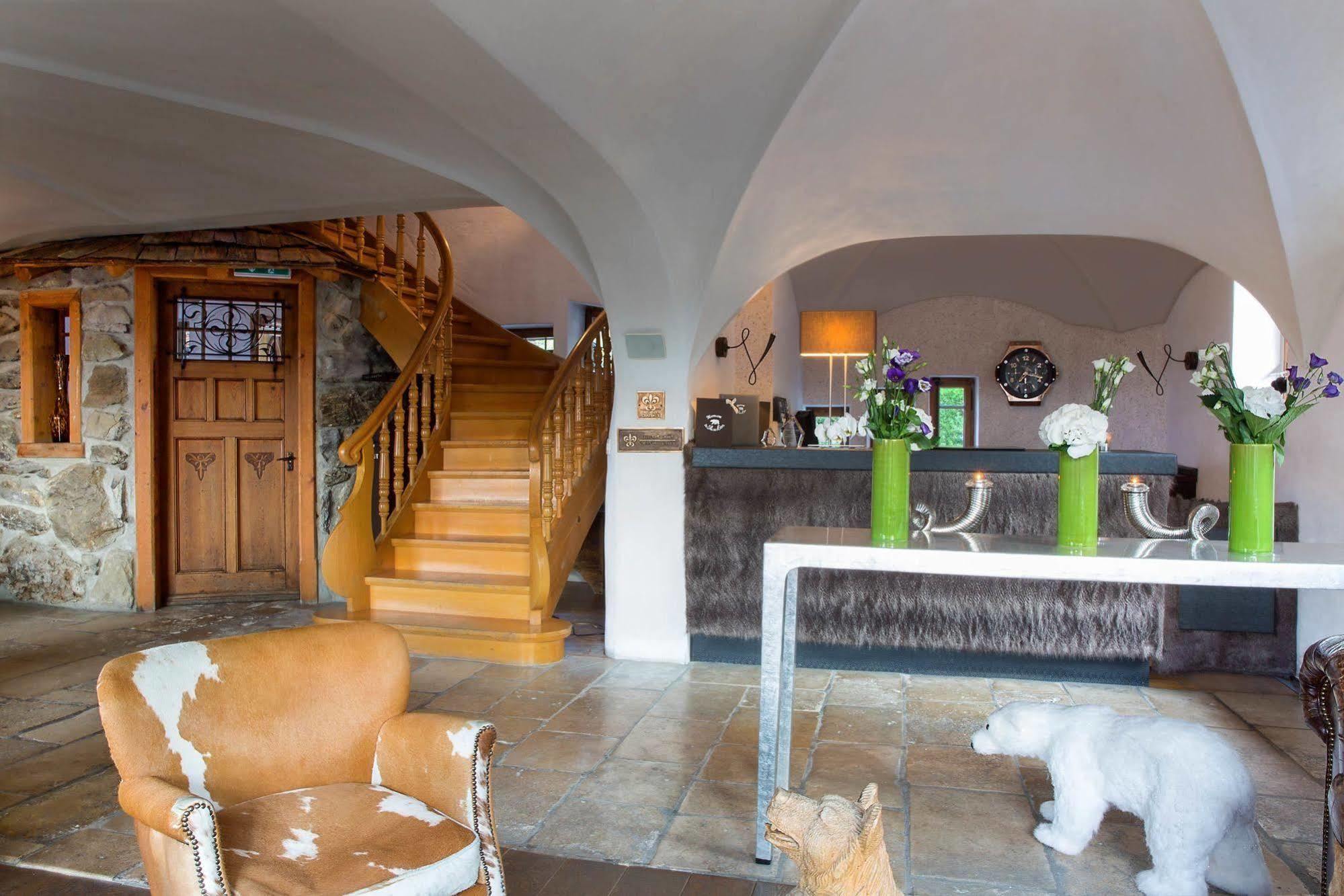 Hostellerie Du Pas De L'Ours "Relais Et Chateaux" Crans-Montana Exterior foto